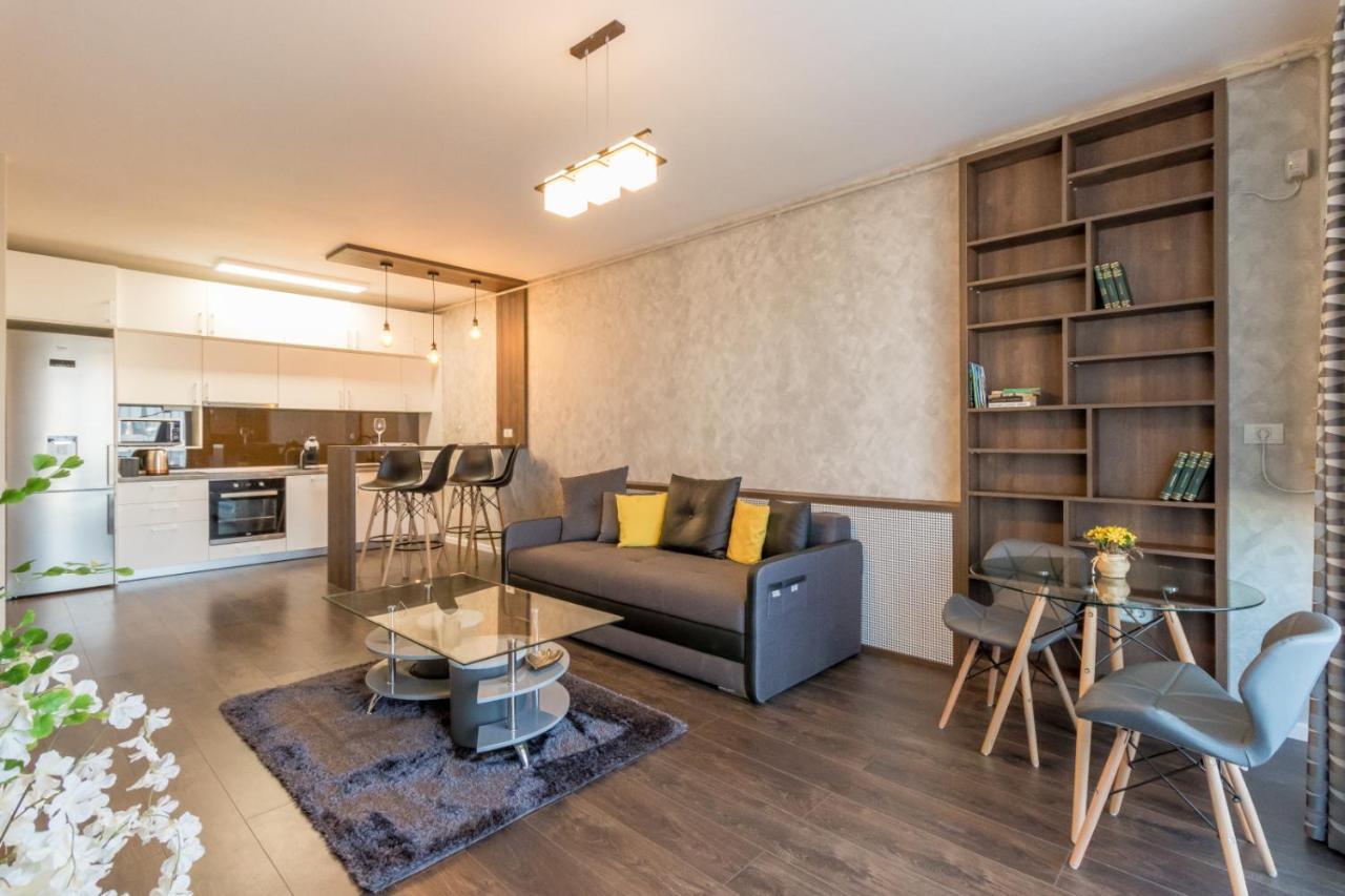 Modern Downtown Apartment Клуж-Напока Экстерьер фото